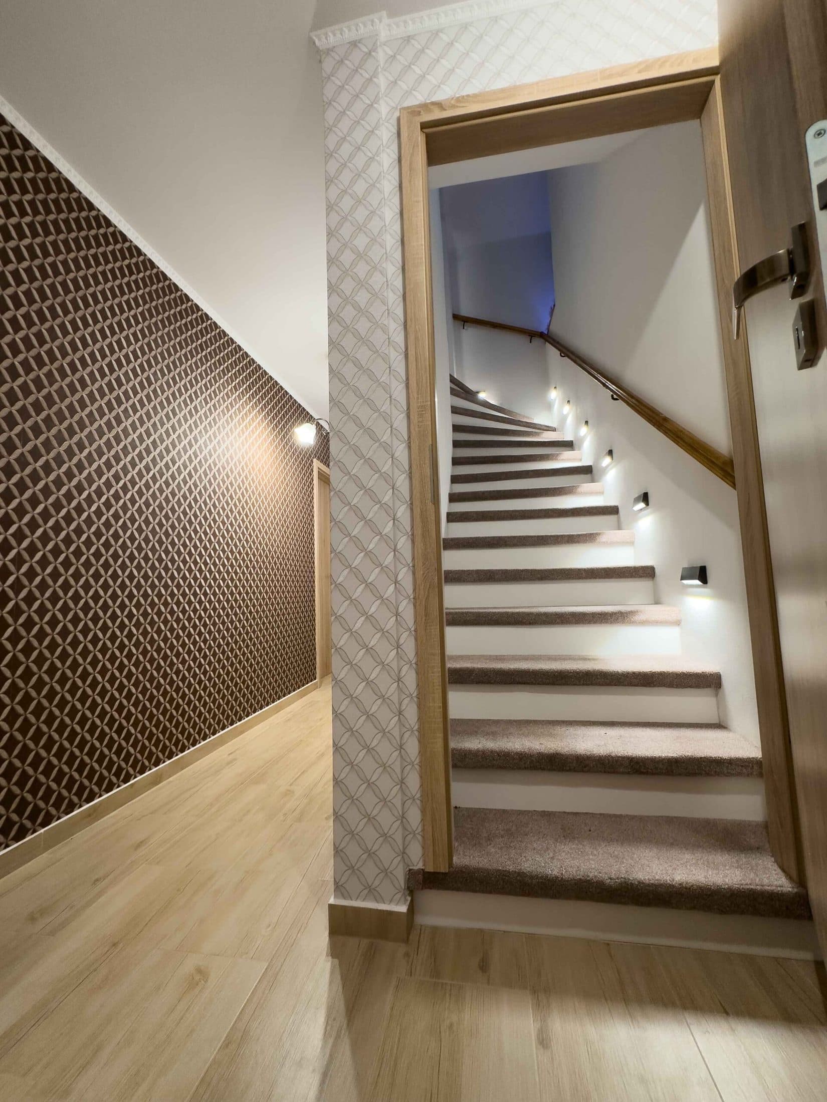 Apartmán Elisa – schodiště do podkroví